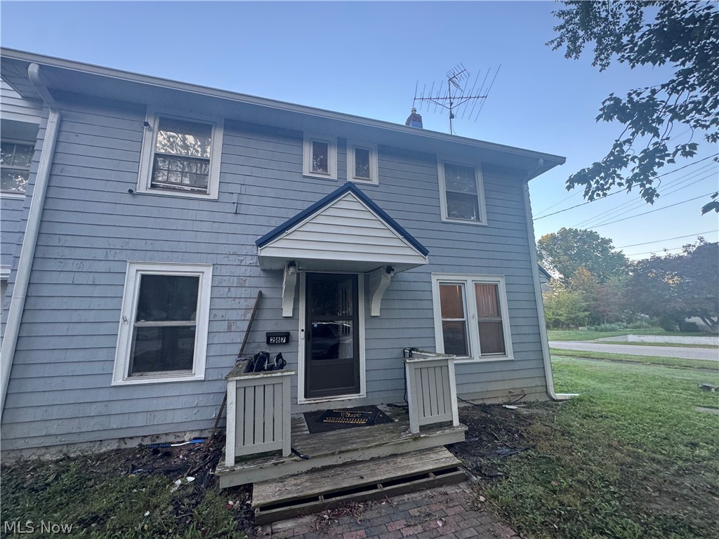 287 Lawrence Avenue NE Warren OH 44483