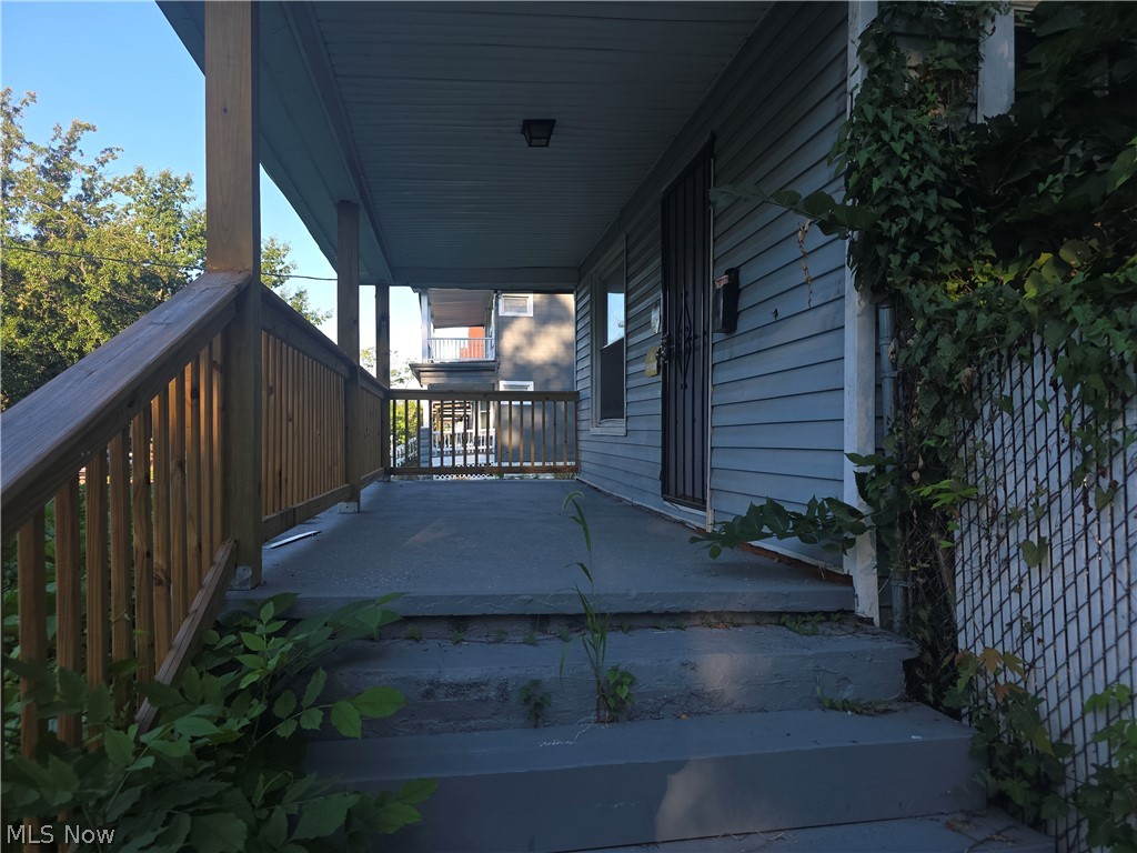 12423 Phillips Avenue Cleveland OH 44108