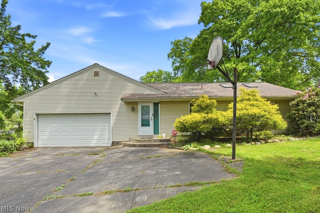 189 Pembroke Road Akron OH 44333