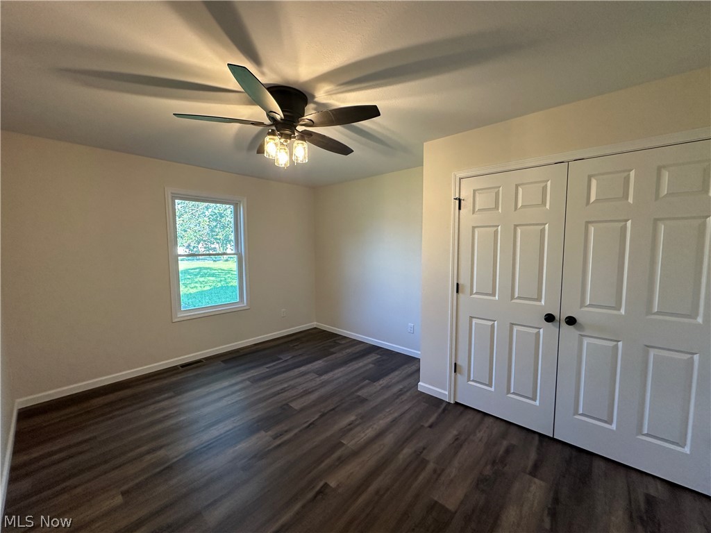 16 E Haywood Avenue Struthers OH 44471
