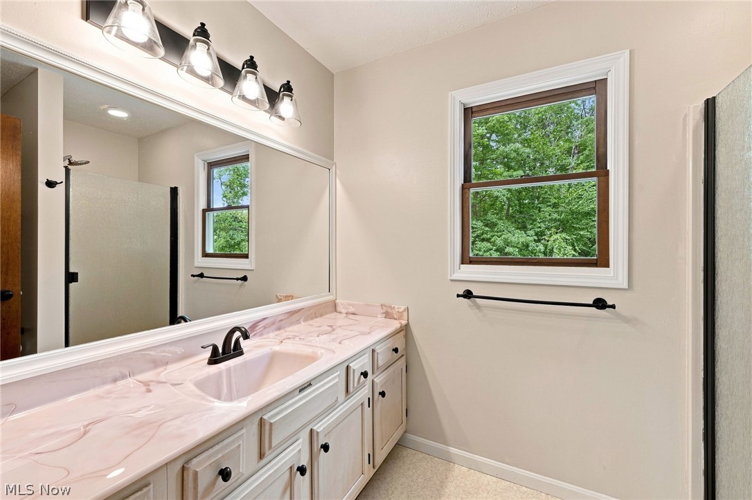 9886 High Country Drive Chardon OH 44024