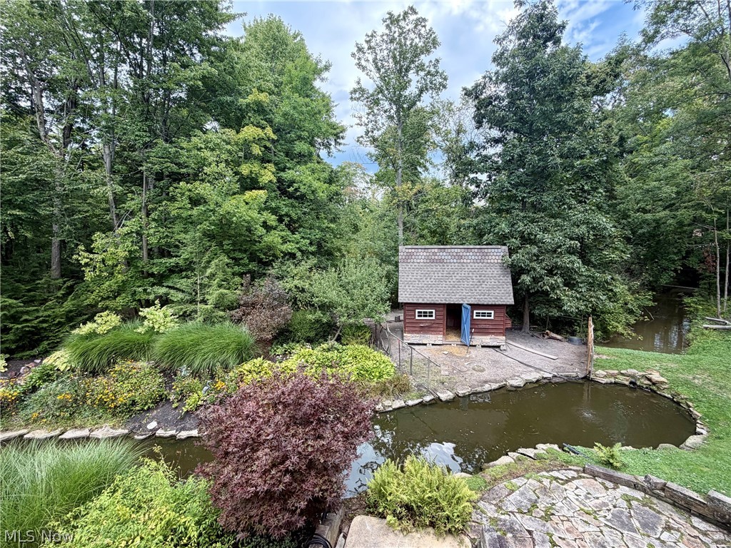 9886 High Country Drive Chardon OH 44024
