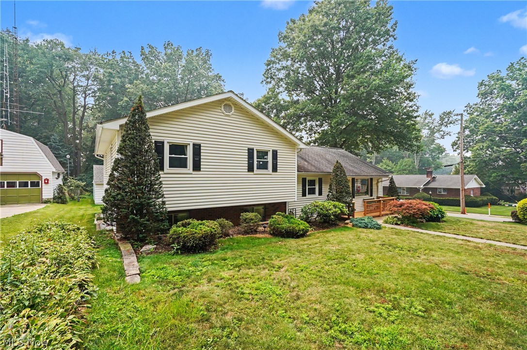 508 Loomis Avenue Cuyahoga Falls OH 44221
