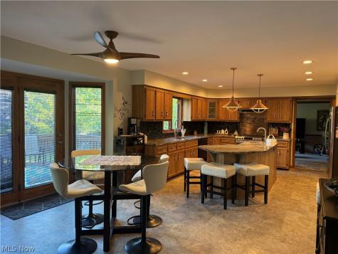 7432 Baldwin Creek Drive Middleburg Heights OH 44130
