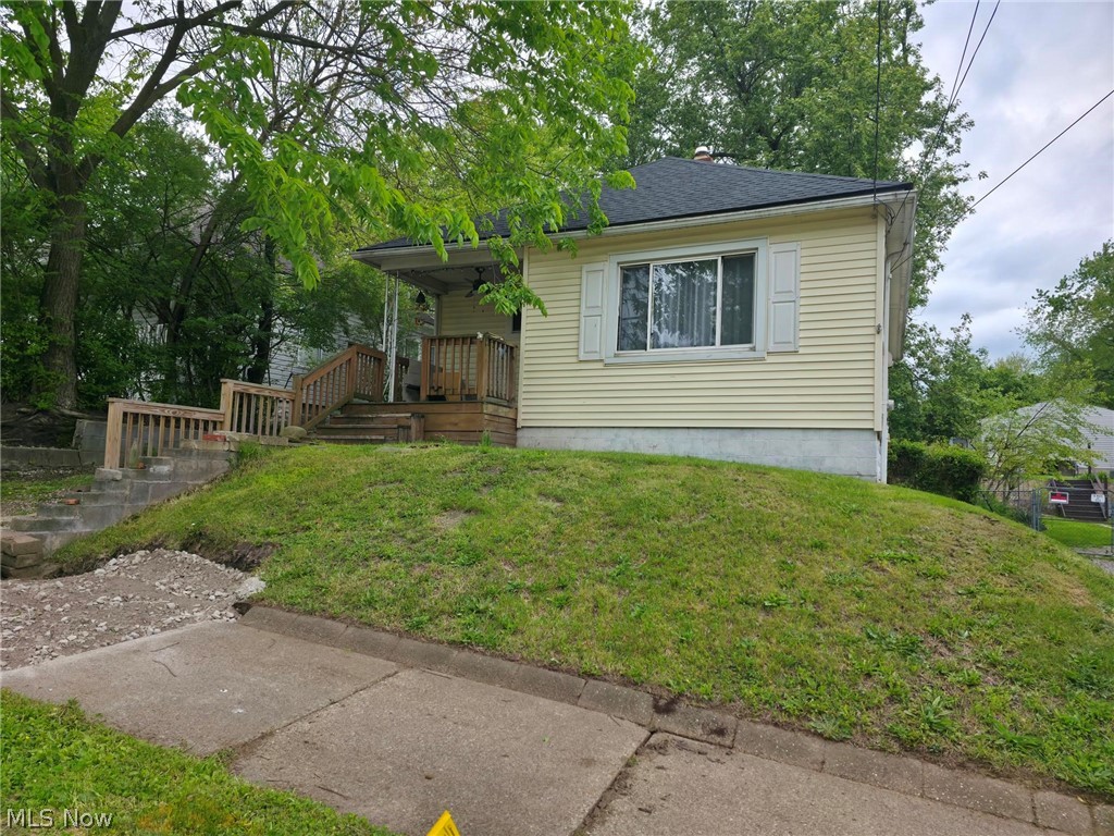 715 Gardendale Avenue Akron OH 44310