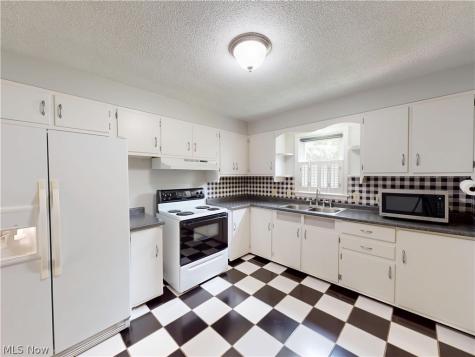 8249 Broadmoor Road Mentor OH 44060