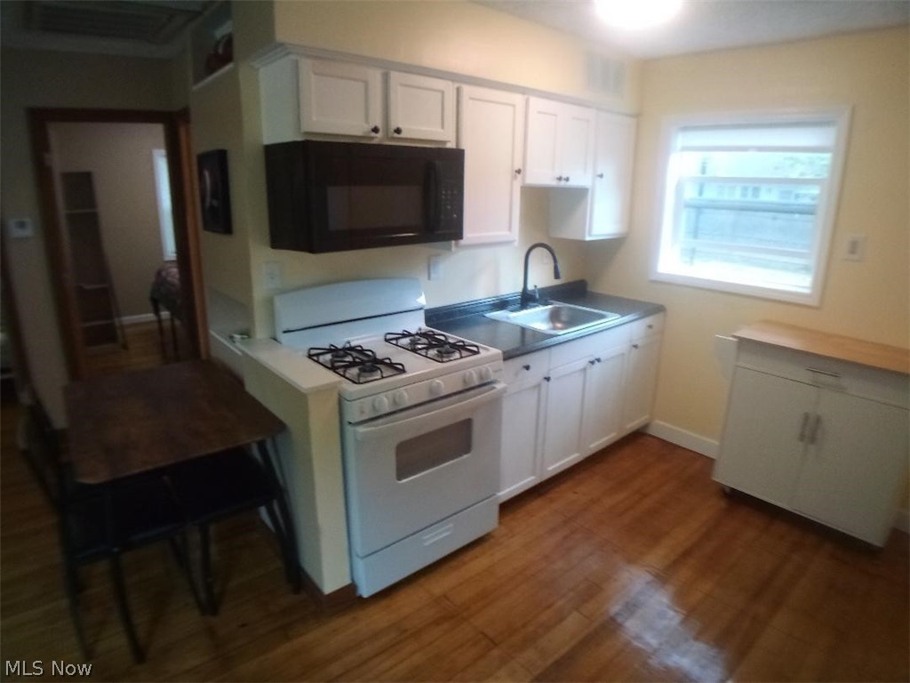 1122 Grand Avenue Madison OH 44057