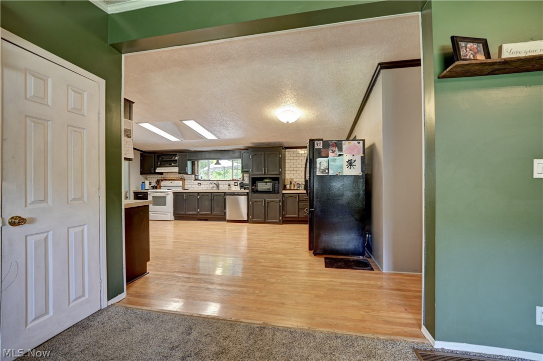 557 Beans Road SE Sherrodsville OH 44675