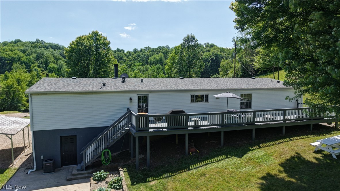 557 Beans Road SE Sherrodsville OH 44675