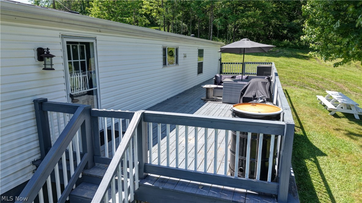 557 Beans Road SE Sherrodsville OH 44675