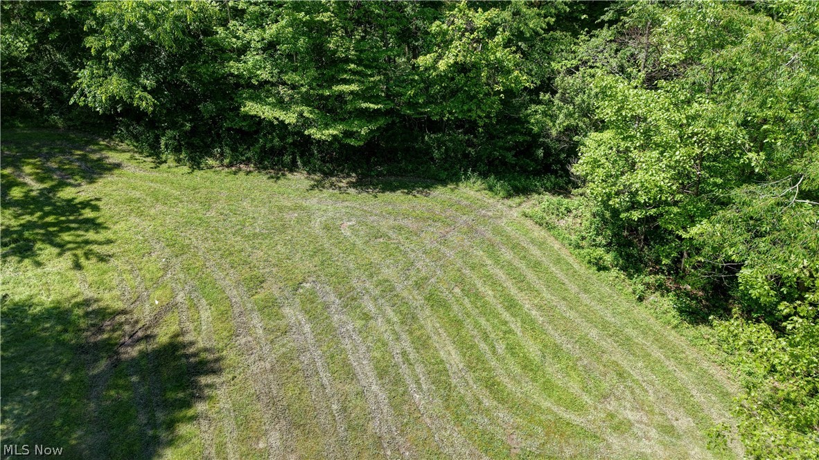 557 Beans Road SE Sherrodsville OH 44675