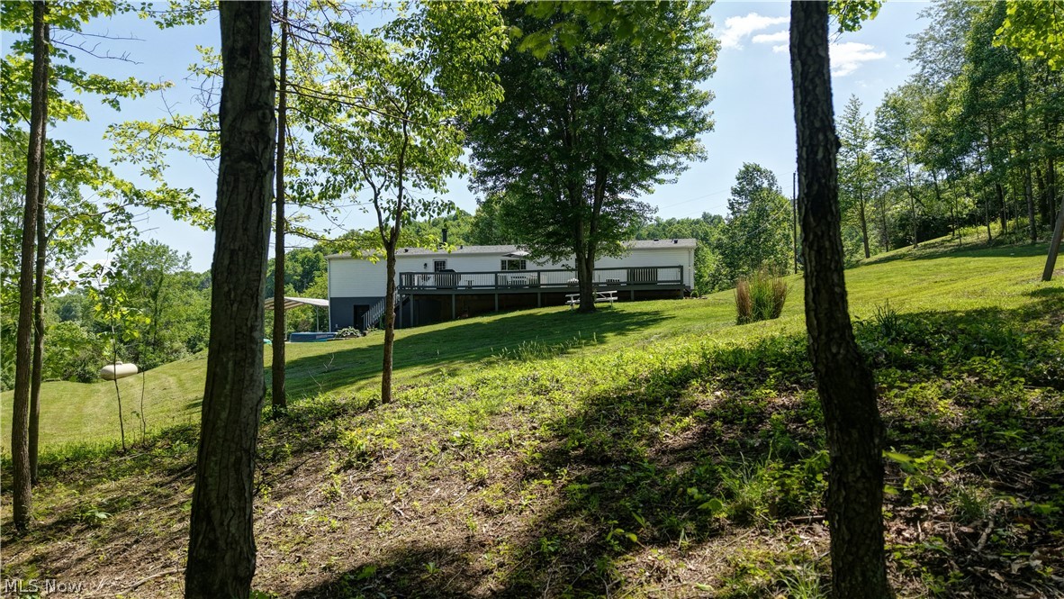 557 Beans Road SE Sherrodsville OH 44675