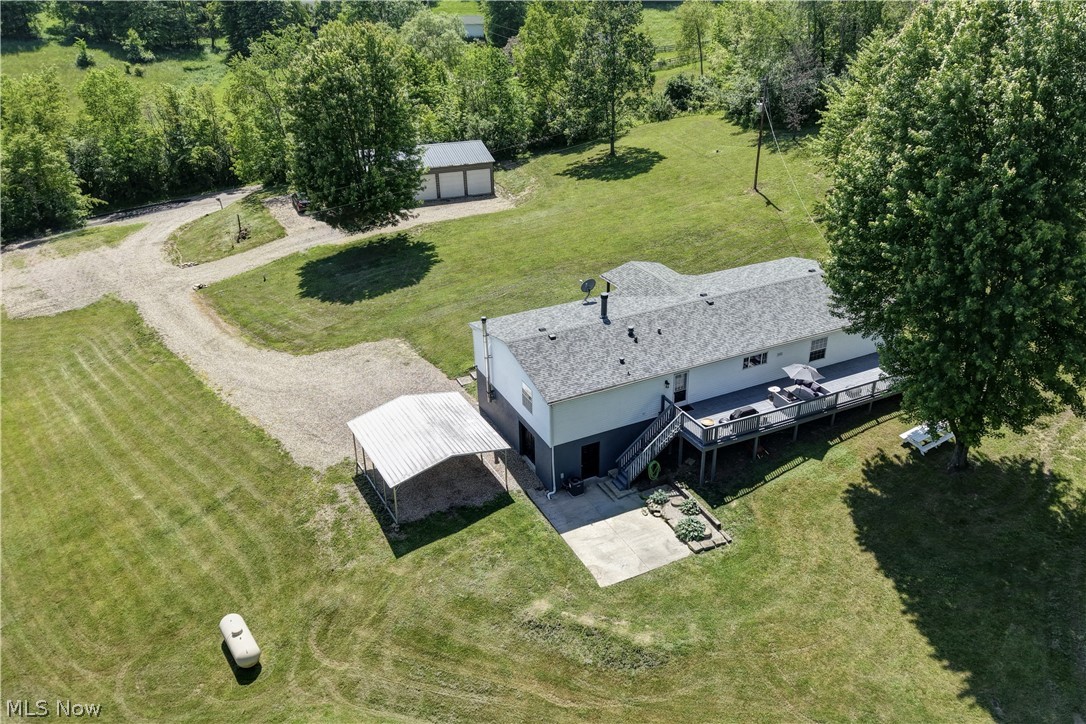 557 Beans Road SE Sherrodsville OH 44675
