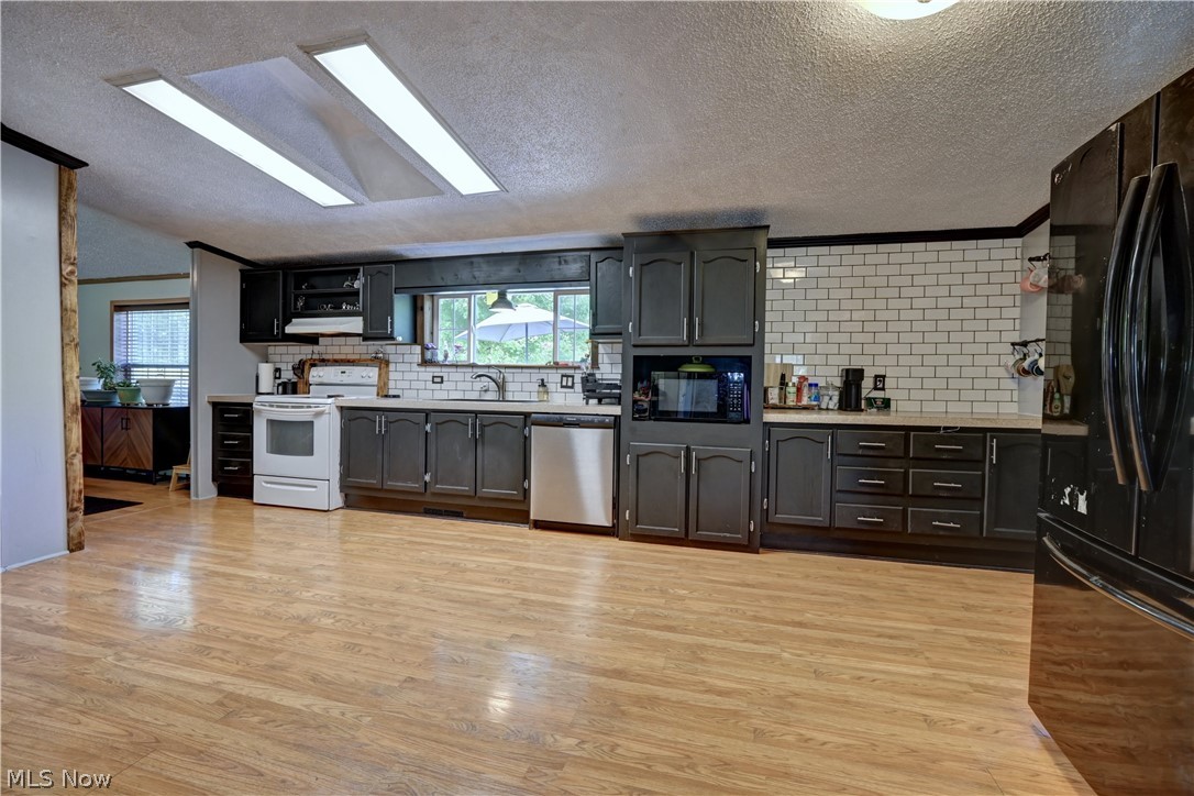 557 Beans Road SE Sherrodsville OH 44675