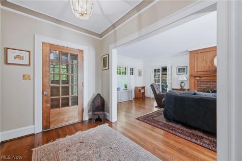 2692 Colchester Road Cleveland Heights OH 44106