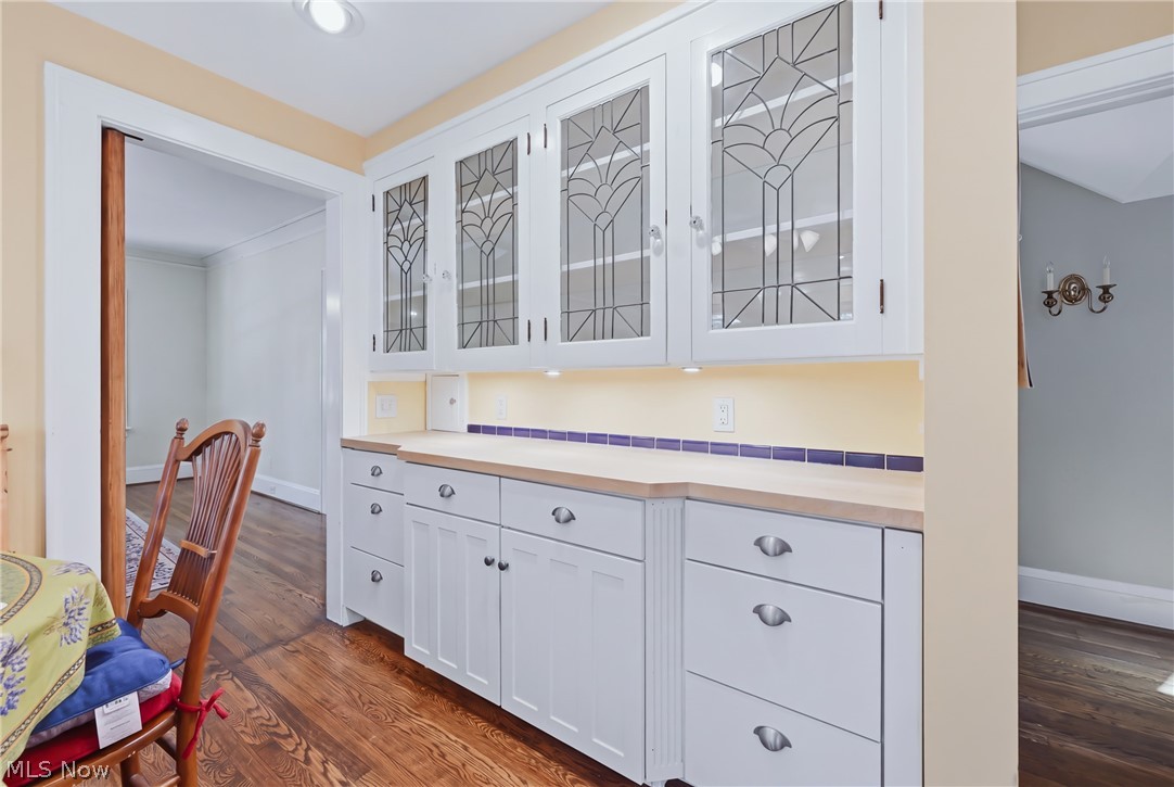 2692 Colchester Road Cleveland Heights OH 44106