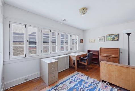 2692 Colchester Road Cleveland Heights OH 44106