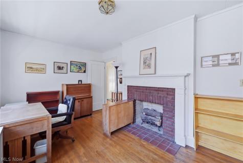 2692 Colchester Road Cleveland Heights OH 44106