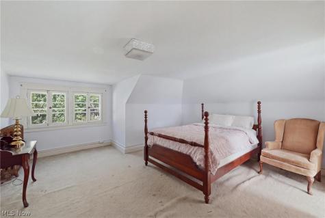 2692 Colchester Road Cleveland Heights OH 44106