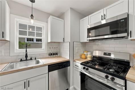 1173 Yellowstone Road Cleveland Heights OH 44121