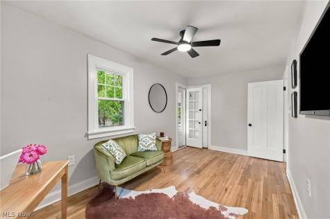 1173 Yellowstone Road Cleveland Heights OH 44121