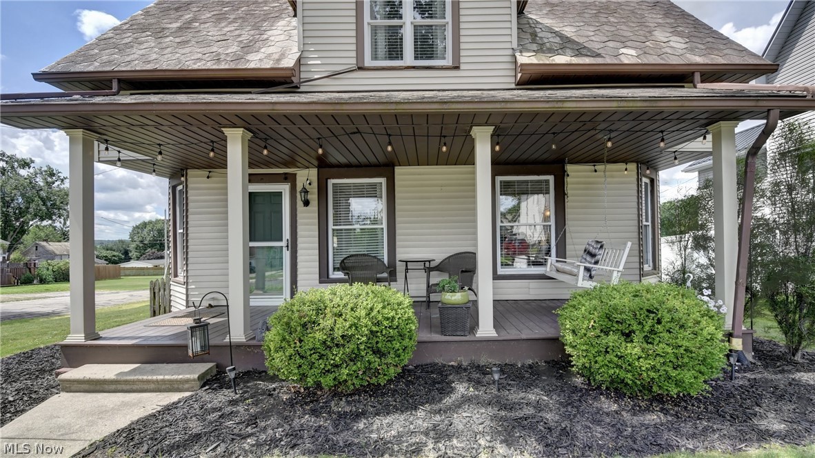302 SW Maple Street Sugarcreek OH 44681