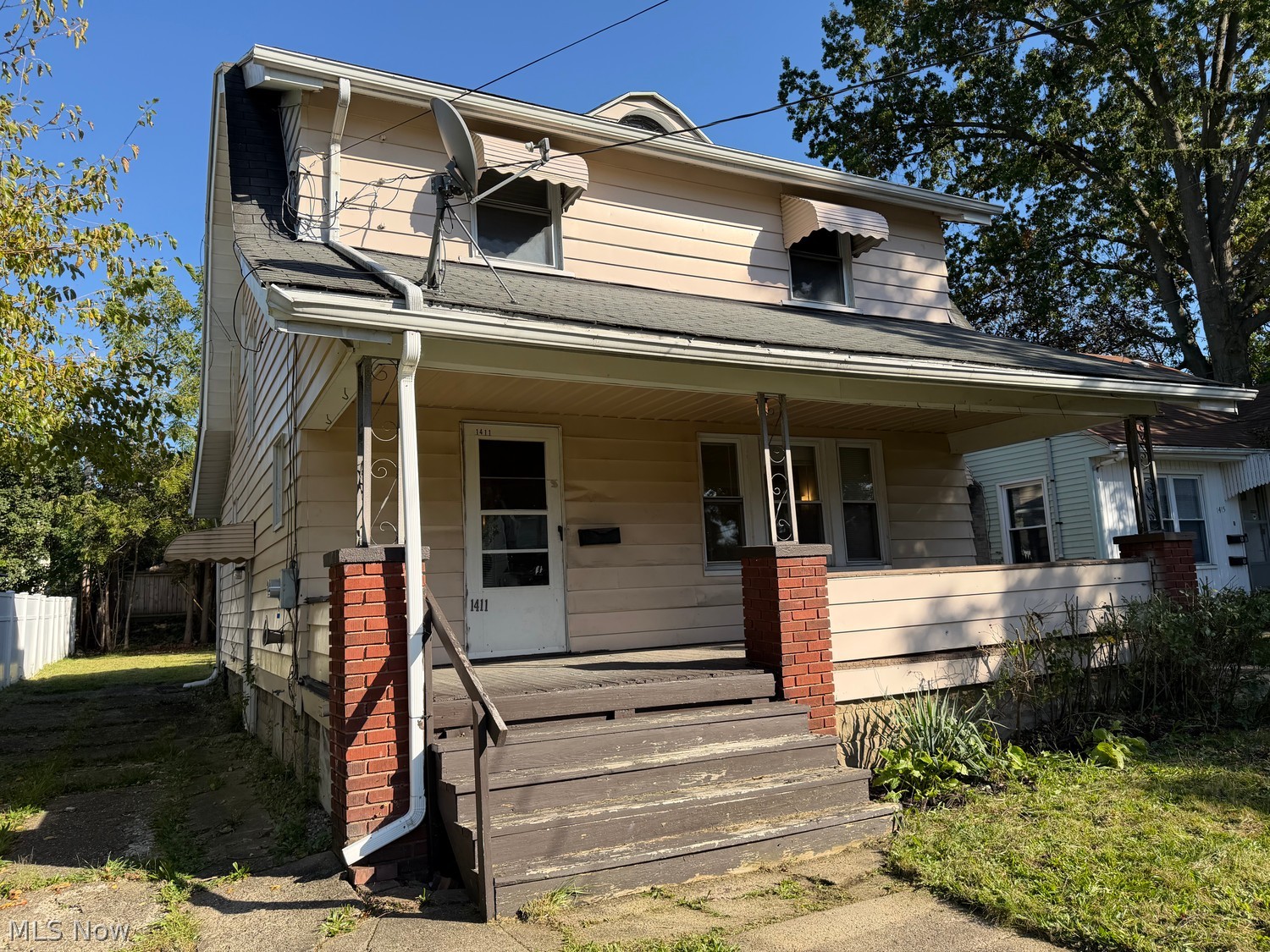1411 Dietz Avenue Akron OH 44301