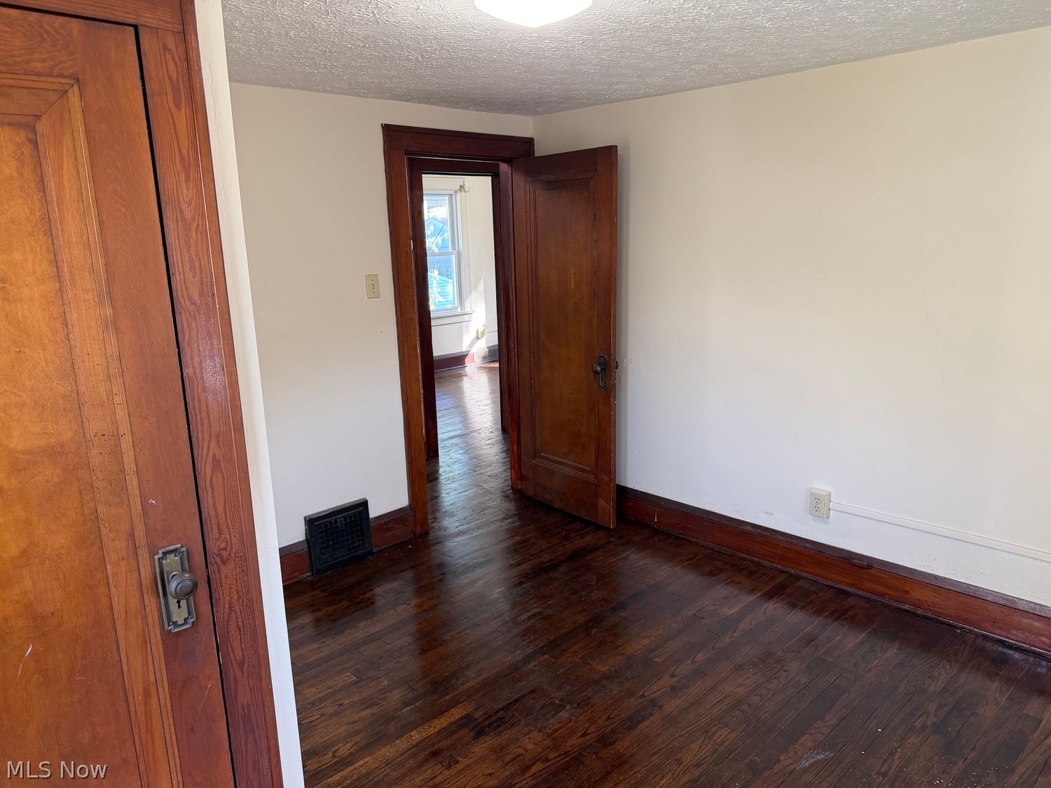 1411 Dietz Avenue Akron OH 44301