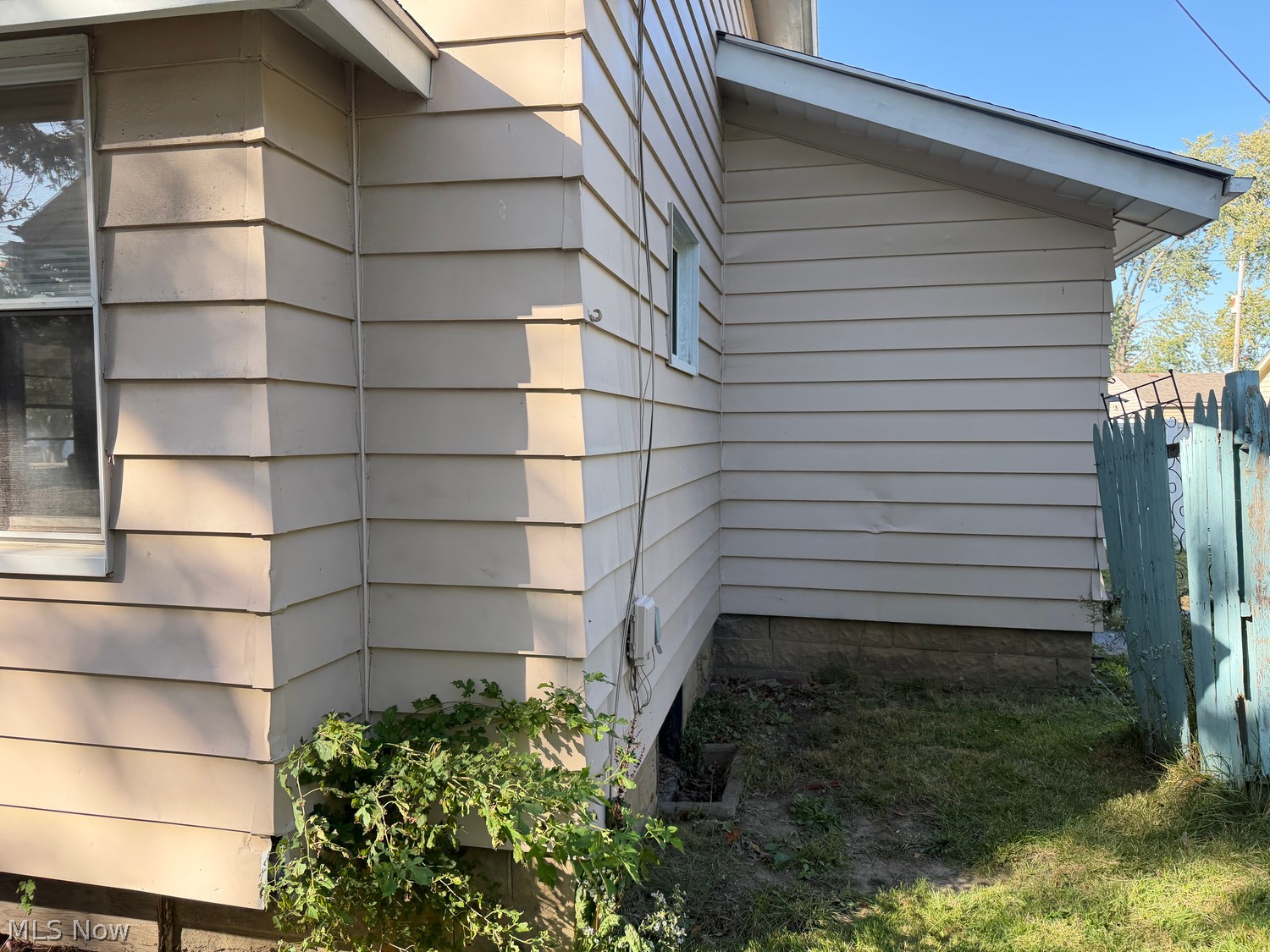 1411 Dietz Avenue Akron OH 44301
