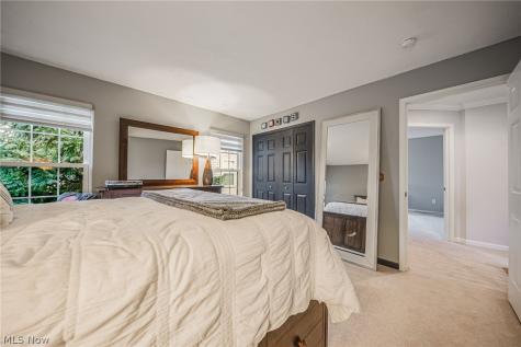 6160 W Breezeway Drive North Ridgeville OH 44039