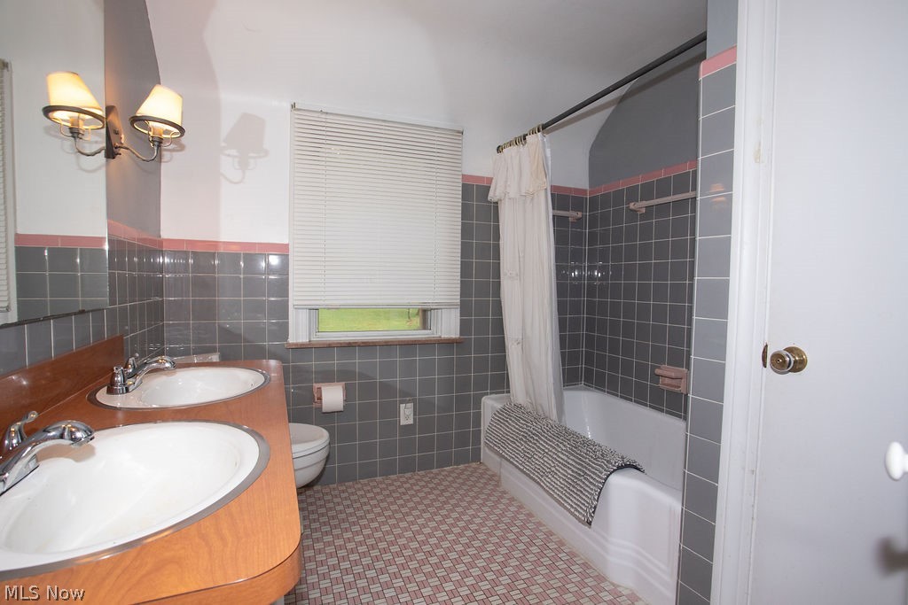 759 Golfview Avenue Youngstown OH 44512