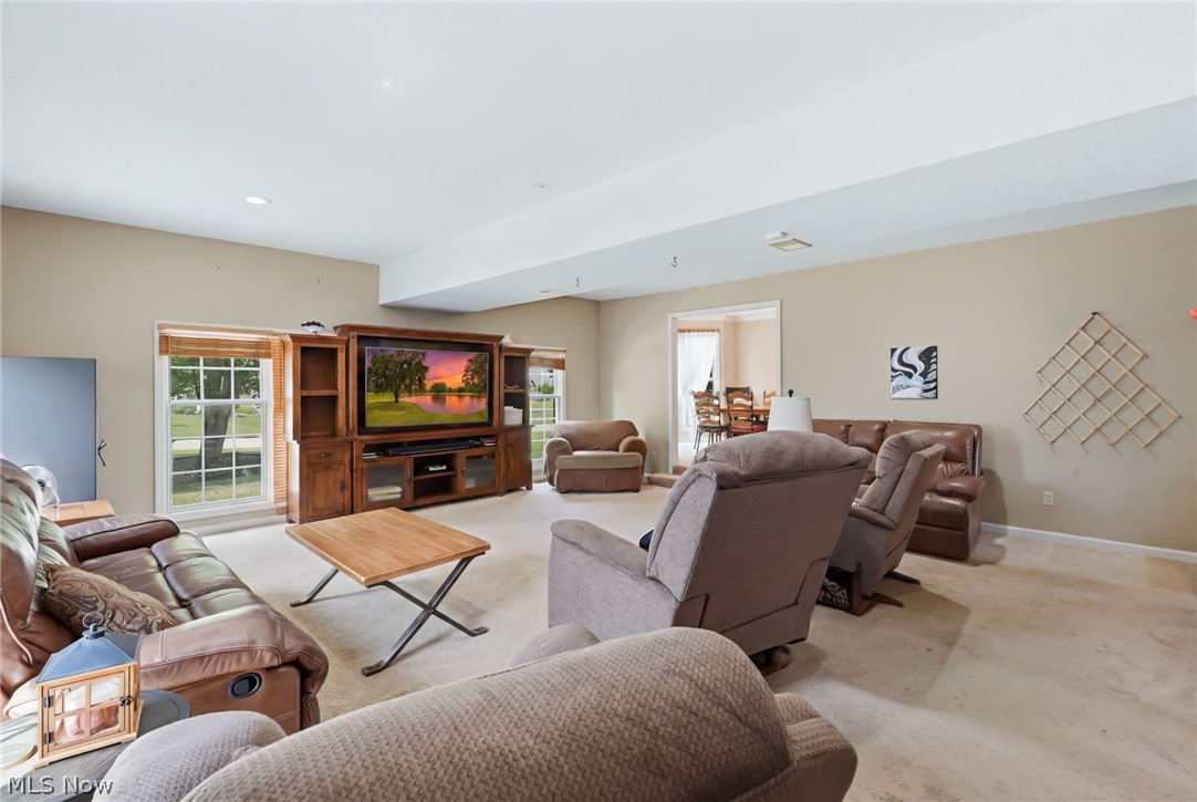 3645 Hunters Hill Poland OH 44514