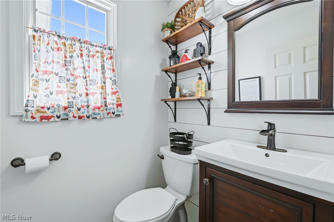 3645 Hunters Hill Poland OH 44514