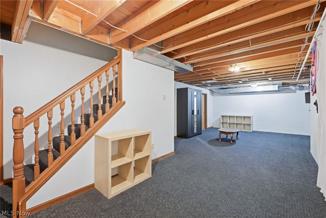 3645 Hunters Hill Poland OH 44514