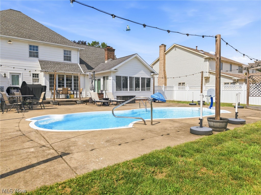 3645 Hunters Hill Poland OH 44514