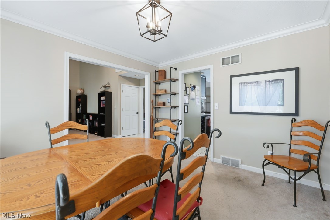 3645 Hunters Hill Poland OH 44514