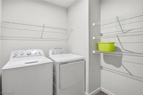 2664 Himelrigh Boulevard Barberton OH 44203
