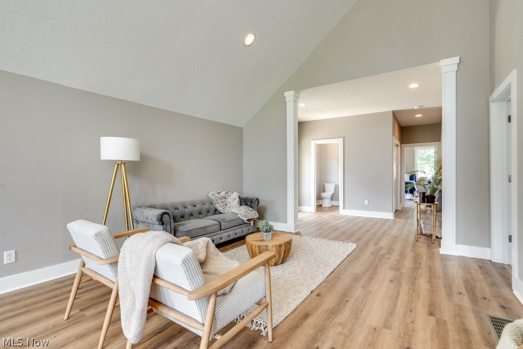1182 Eastwood Avenue Tallmadge OH 44278