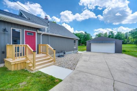 1182 Eastwood Avenue Tallmadge OH 44278