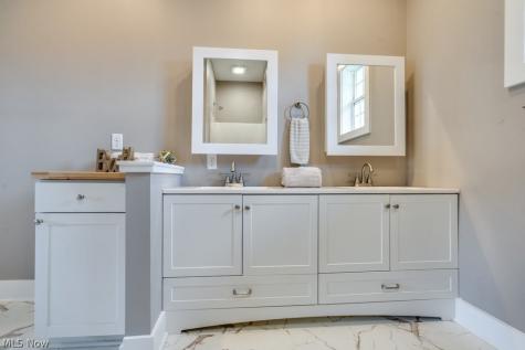 1182 Eastwood Avenue Tallmadge OH 44278