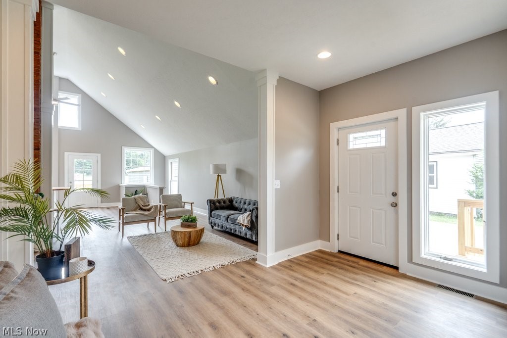 1182 Eastwood Avenue Tallmadge OH 44278