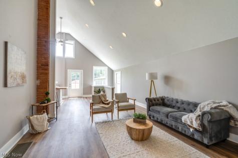 1182 Eastwood Avenue Tallmadge OH 44278