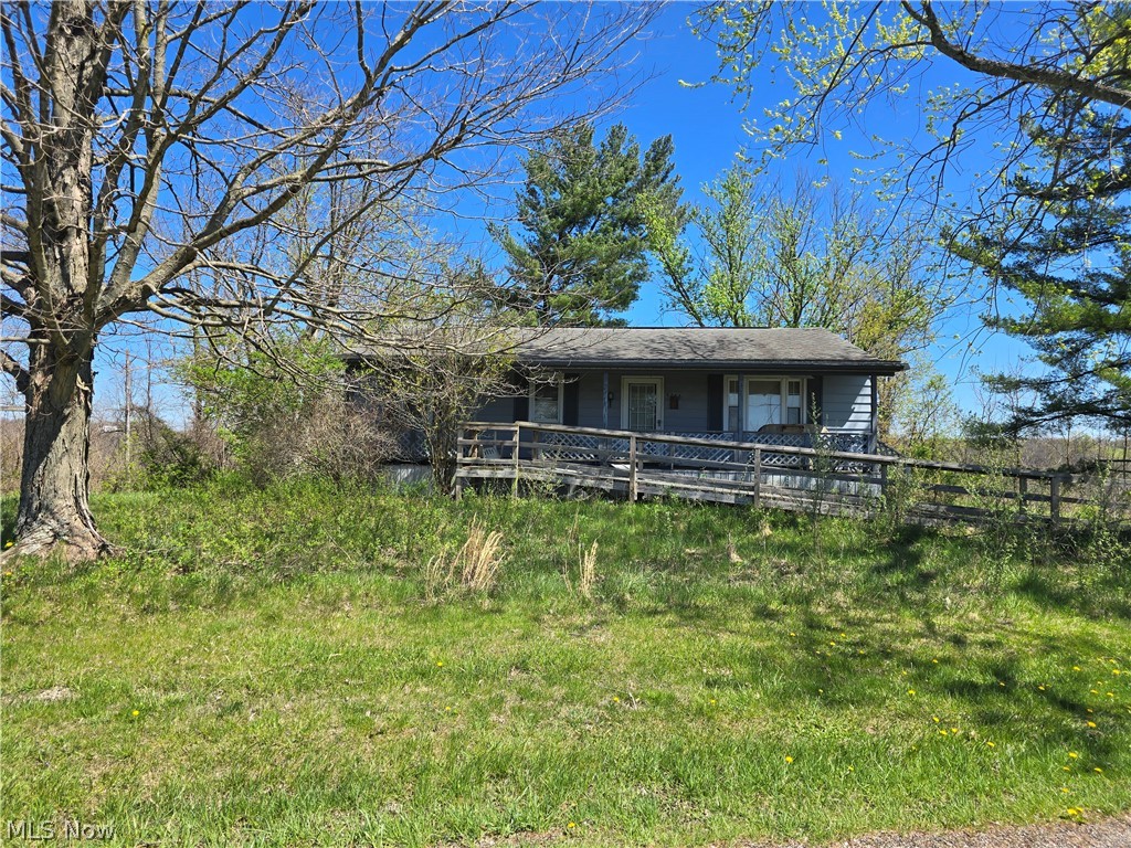 4246 N Dugan Road NW Mcconnelsville OH 43756