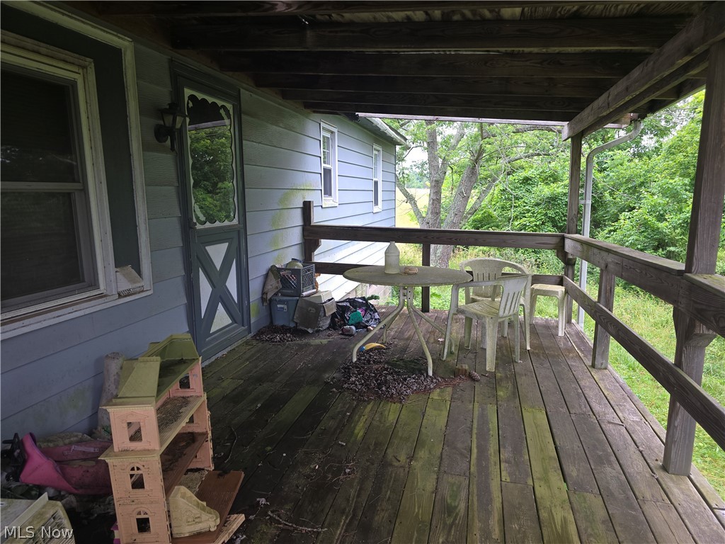 4246 N Dugan Road NW Mcconnelsville OH 43756