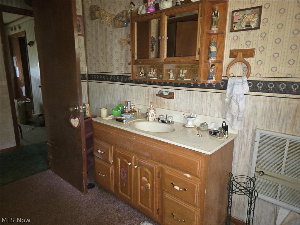 4246 N Dugan Road NW Mcconnelsville OH 43756