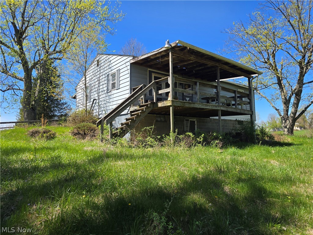 4246 N Dugan Road NW Mcconnelsville OH 43756