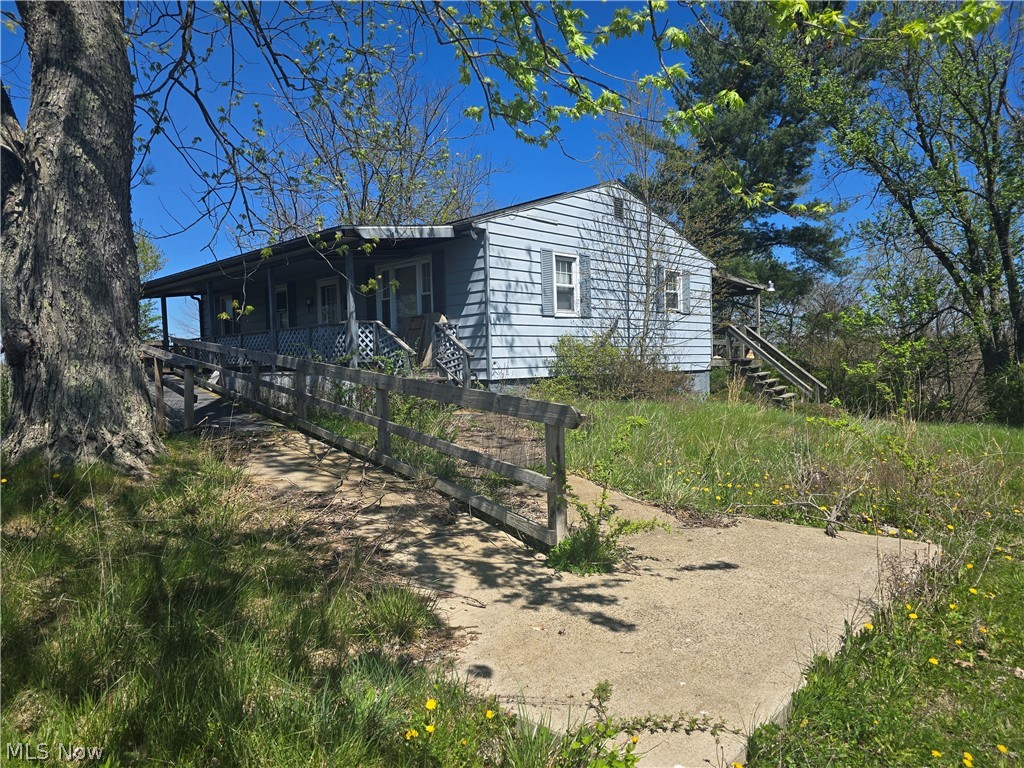 4246 N Dugan Road NW Mcconnelsville OH 43756