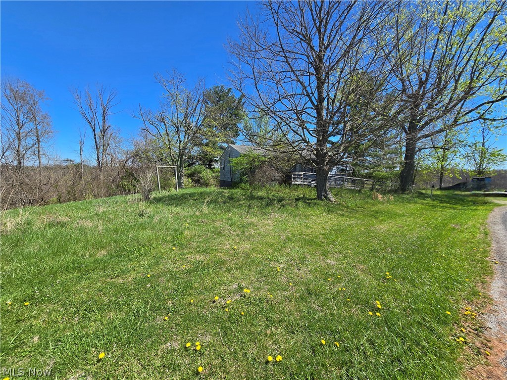 4246 N Dugan Road NW Mcconnelsville OH 43756