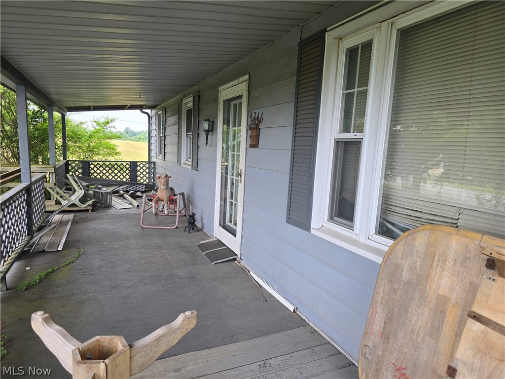 4246 N Dugan Road NW Mcconnelsville OH 43756