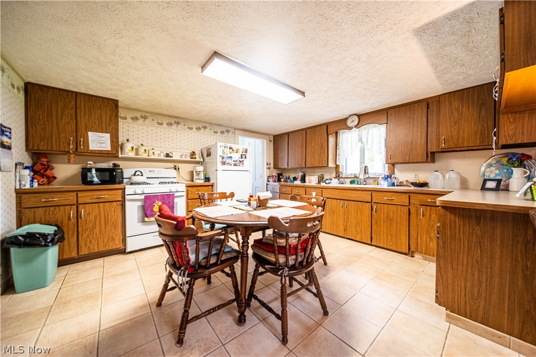 203 E Wood Street Shreve OH 44676